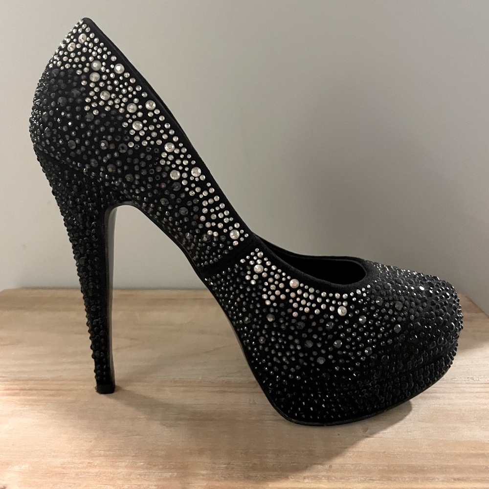 Aldo 👀 Rhinestone Stilettos Heels  🖤👠 Size 9 Black & Silver